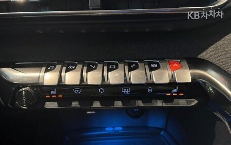 Peugeot 3008 II, 2021 год, 1 614 000 рублей, 16 фотография