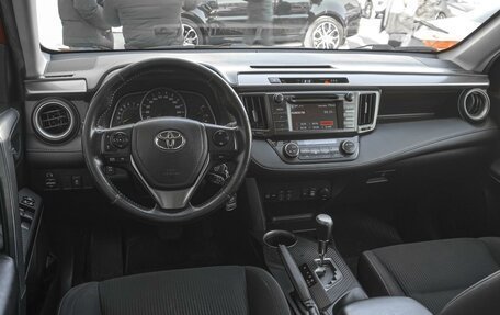 Toyota RAV4, 2013 год, 1 499 000 рублей, 6 фотография