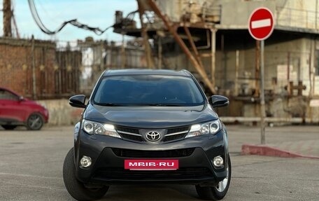Toyota RAV4, 2013 год, 1 475 000 рублей, 2 фотография