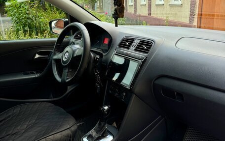 Volkswagen Polo VI (EU Market), 2011 год, 780 000 рублей, 13 фотография