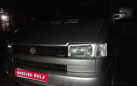 Volkswagen Transporter T4, 2002 год, 1 310 000 рублей, 2 фотография