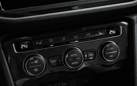 Volkswagen Tiguan II, 2019 год, 2 399 000 рублей, 16 фотография