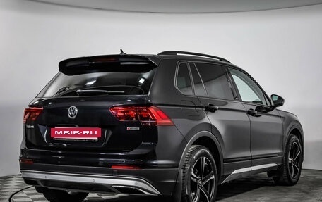 Volkswagen Tiguan II, 2019 год, 2 399 000 рублей, 6 фотография