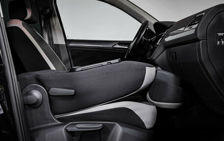 Volkswagen Tiguan II, 2019 год, 2 399 000 рублей, 25 фотография