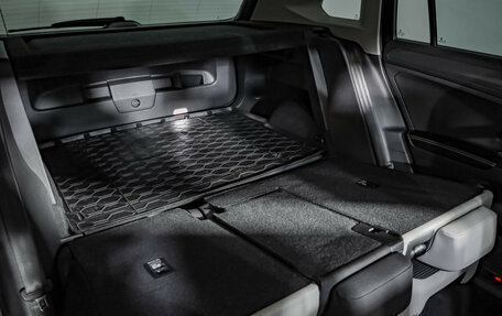 Volkswagen Tiguan II, 2019 год, 2 399 000 рублей, 29 фотография