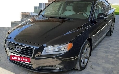 Volvo S80 II рестайлинг 2, 2010 год, 1 570 000 рублей, 3 фотография