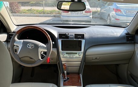 Toyota Camry, 2008 год, 1 180 000 рублей, 6 фотография