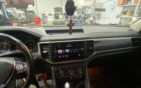 Volkswagen Teramont I, 2019 год, 3 200 000 рублей, 21 фотография