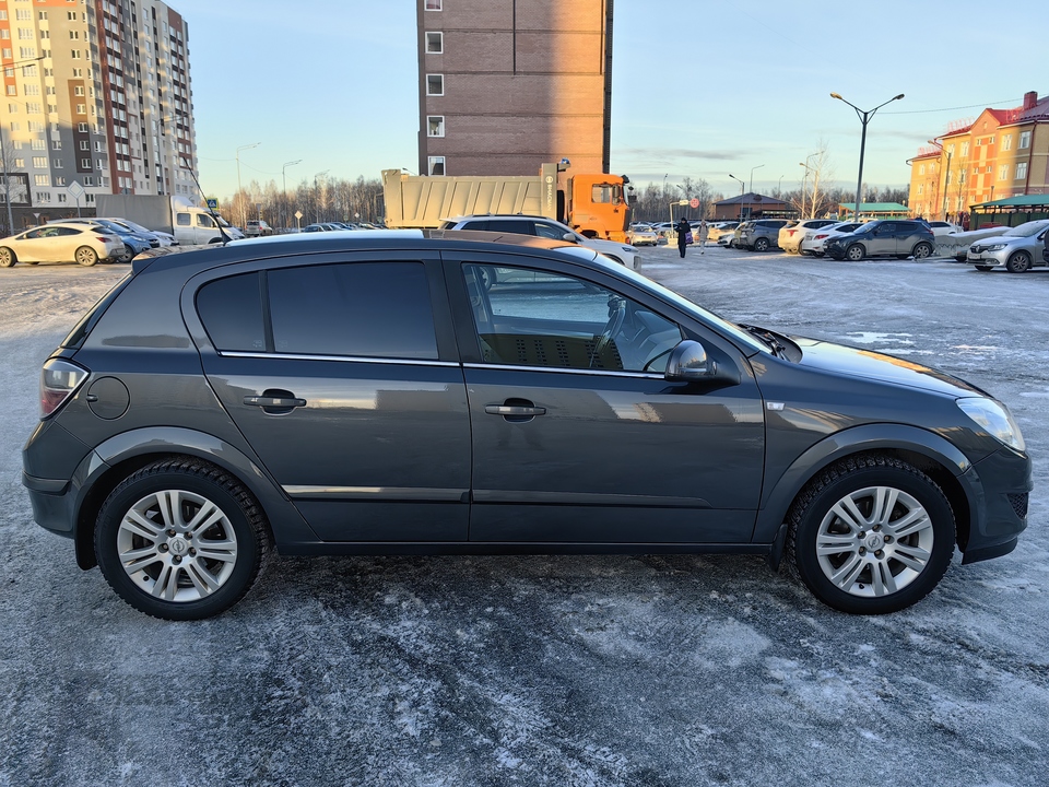 Opel Astra H рестайлинг, 2010 год, 750 000 рублей, 5 фотография