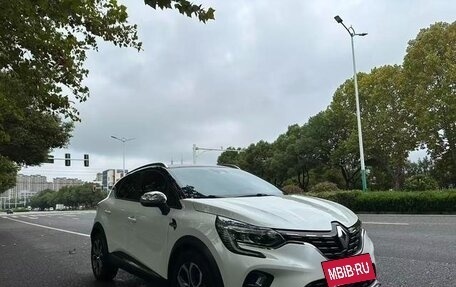 Renault Captur II, 2020 год, 1 450 548 рублей, 3 фотография