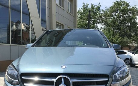 Mercedes-Benz B-Класс, 2015 год, 1 700 000 рублей, 3 фотография