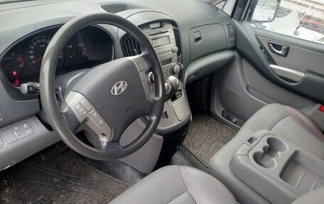 Hyundai Grand Starex Grand Starex I рестайлинг 2, 2014 год, 1 770 000 рублей, 5 фотография