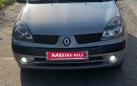 Renault Symbol I, 2004 год, 300 000 рублей, 2 фотография