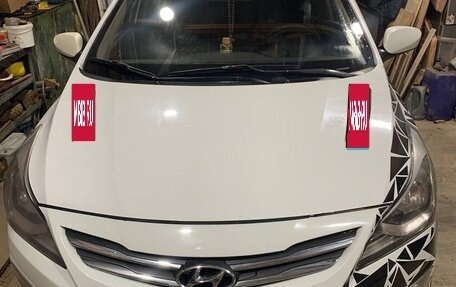 Hyundai Solaris II рестайлинг, 2016 год, 350 000 рублей, 2 фотография