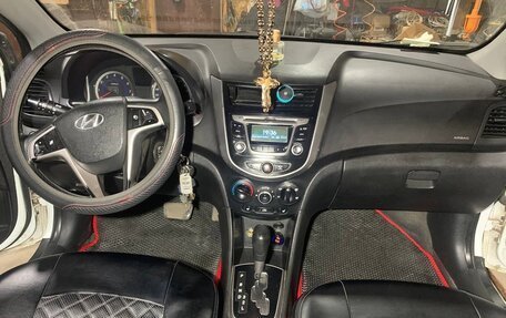 Hyundai Solaris II рестайлинг, 2016 год, 350 000 рублей, 11 фотография