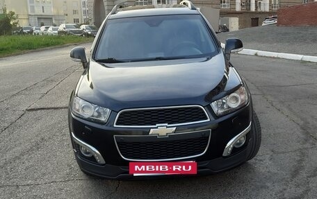 Chevrolet Captiva I, 2014 год, 1 395 000 рублей, 2 фотография