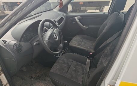 Renault Logan I, 2015 год, 250 000 рублей, 8 фотография