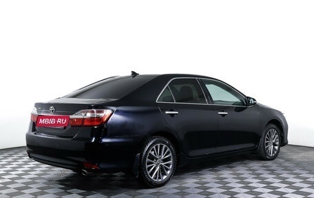 Toyota Camry, 2018 год, 2 490 000 рублей, 5 фотография