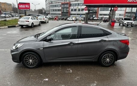 Hyundai Solaris II рестайлинг, 2013 год, 690 000 рублей, 1 фотография