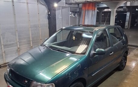 Volkswagen Polo III рестайлинг, 1999 год, 300 000 рублей, 2 фотография