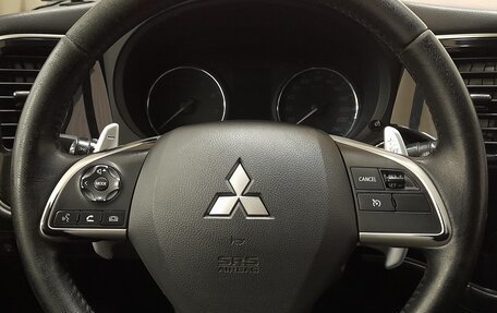 Mitsubishi Outlander III рестайлинг 3, 2013 год, 1 149 000 рублей, 12 фотография