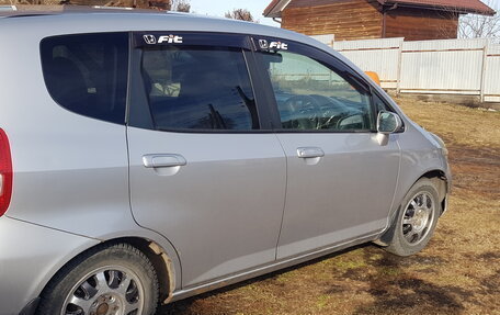 Honda Fit III, 2002 год, 450 000 рублей, 3 фотография