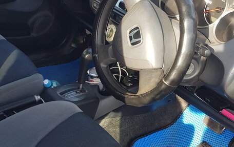 Honda Fit III, 2002 год, 450 000 рублей, 4 фотография