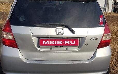 Honda Fit III, 2002 год, 450 000 рублей, 2 фотография