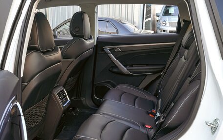 Geely Atlas, 2022 год, 2 380 000 рублей, 11 фотография