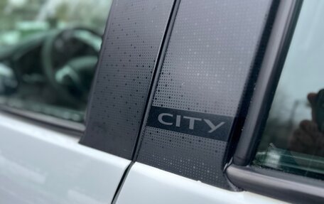 Renault Logan II, 2018 год, 770 000 рублей, 14 фотография