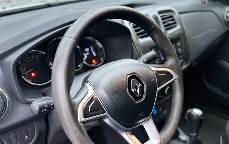 Renault Logan II, 2018 год, 770 000 рублей, 24 фотография