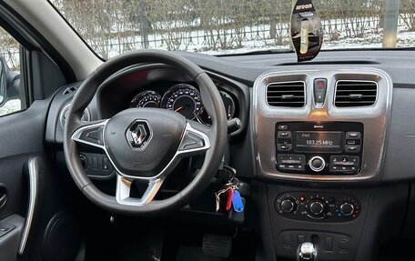 Renault Logan II, 2018 год, 770 000 рублей, 29 фотография