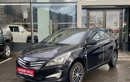 Hyundai Solaris II рестайлинг, 2015 год, 569 000 рублей, 1 фотография