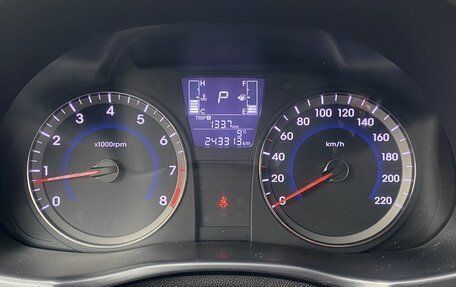 Hyundai Solaris II рестайлинг, 2015 год, 569 000 рублей, 17 фотография