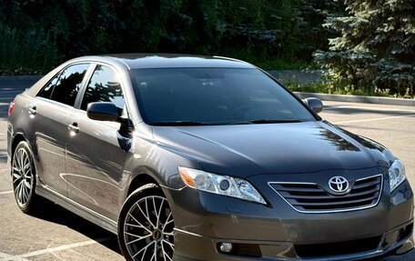 Toyota Camry, 2008 год, 1 890 000 рублей, 1 фотография