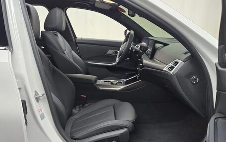 BMW 3 серия, 2024 год, 5 720 469 рублей, 10 фотография