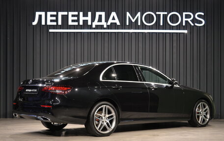 Mercedes-Benz E-Класс, 2020 год, 4 390 000 рублей, 4 фотография