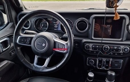 Jeep Wrangler, 2021 год, 4 999 000 рублей, 14 фотография