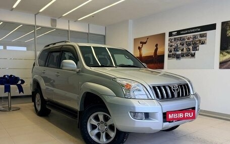 Toyota Land Cruiser Prado 120 рестайлинг, 2003 год, 1 999 000 рублей, 4 фотография
