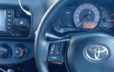 Toyota Vitz, 2020 год, 1 250 000 рублей, 9 фотография