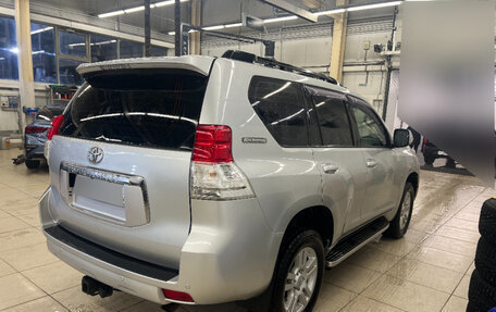 Toyota Land Cruiser Prado 150 рестайлинг 2, 2009 год, 2 799 000 рублей, 4 фотография
