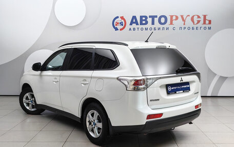 Mitsubishi Outlander III рестайлинг 3, 2013 год, 1 299 000 рублей, 2 фотография