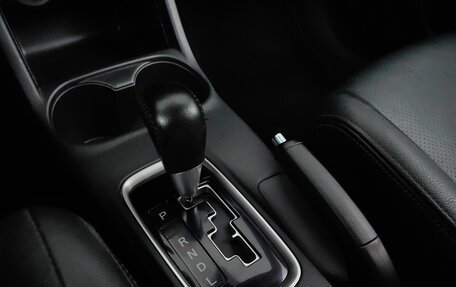 Mitsubishi Outlander III рестайлинг 3, 2013 год, 1 299 000 рублей, 16 фотография