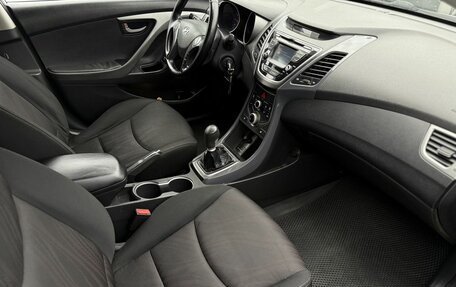Hyundai Elantra V, 2014 год, 1 000 000 рублей, 13 фотография