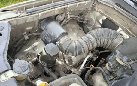 Toyota 4Runner IV, 2003 год, 1 490 000 рублей, 18 фотография