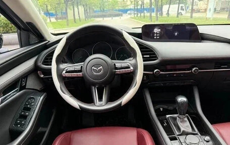 Mazda 3, 2022 год, 1 310 000 рублей, 10 фотография