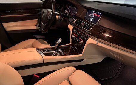 BMW 7 серия, 2014 год, 2 200 000 рублей, 15 фотография