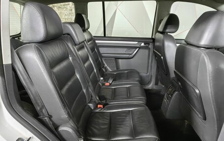 Volkswagen Touran III, 2009 год, 350 000 рублей, 12 фотография