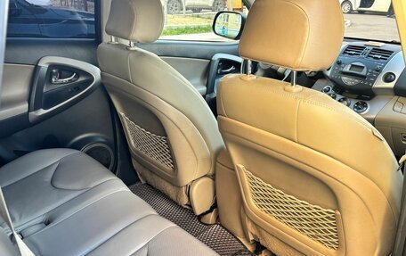 Toyota RAV4, 2007 год, 1 070 000 рублей, 8 фотография