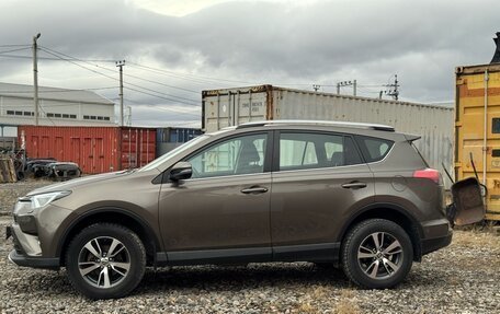 Toyota RAV4, 2018 год, 2 090 000 рублей, 4 фотография
